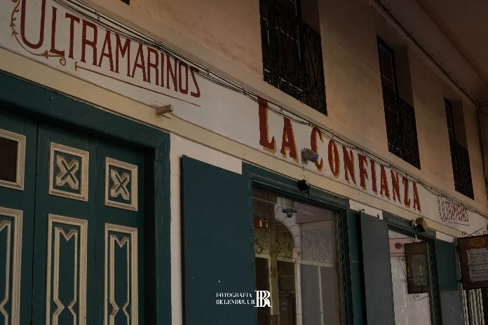 Ultramarinos La Confianza, Huesca — foto 1