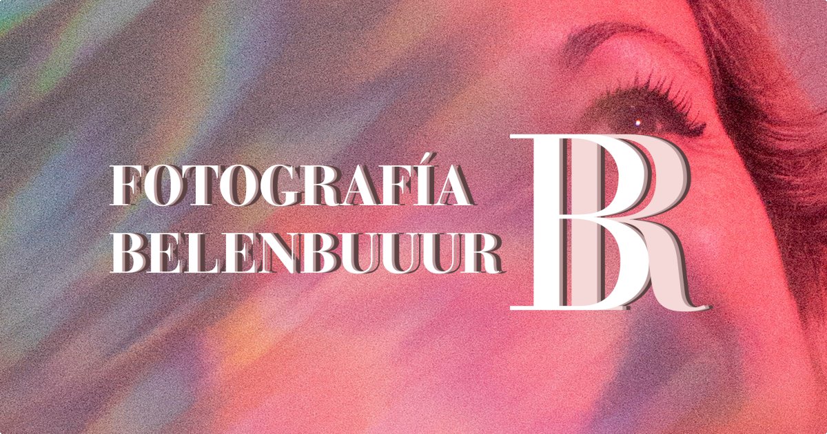 Calendario mensual con fotografías